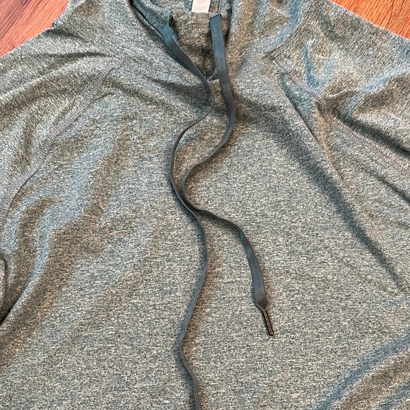 Teal Lightweight Patterned Hooded Top - Picture 4 of 9